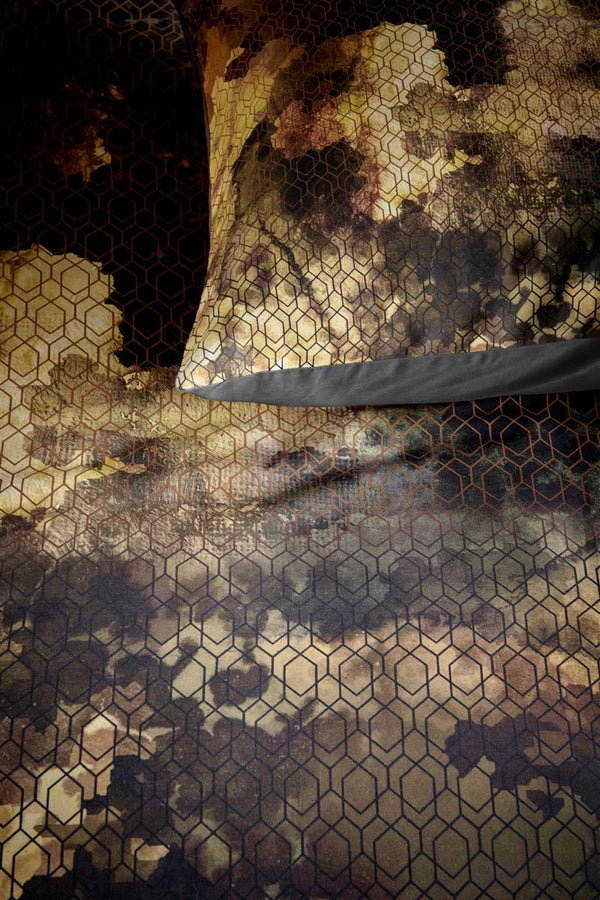 Detail Dekbedovertrek Kardol Presence Gold